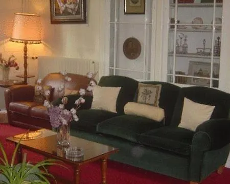 Manoir La Haye Le Comte Hotel